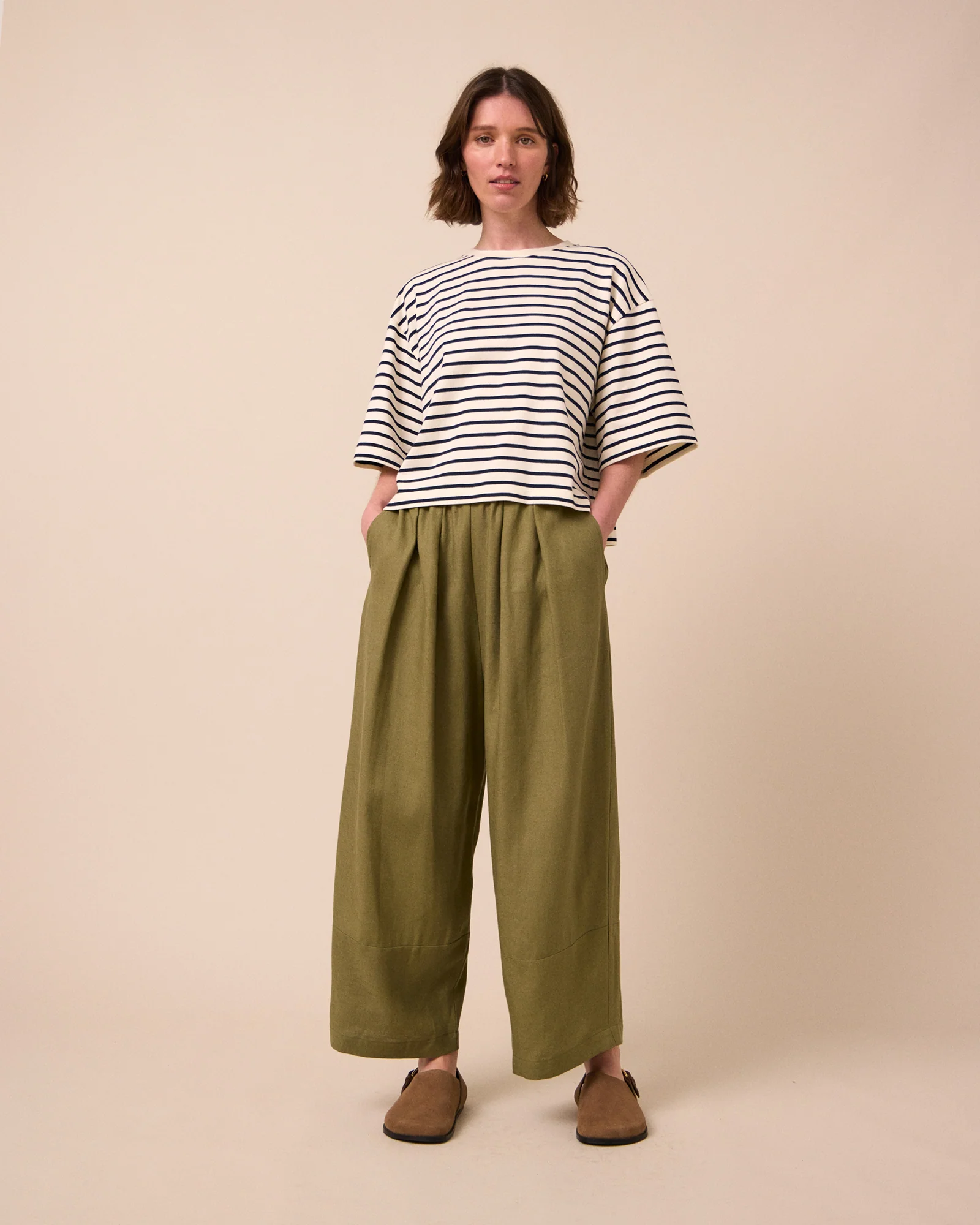 Bobbi Khaki Linen Trousers - Image 2